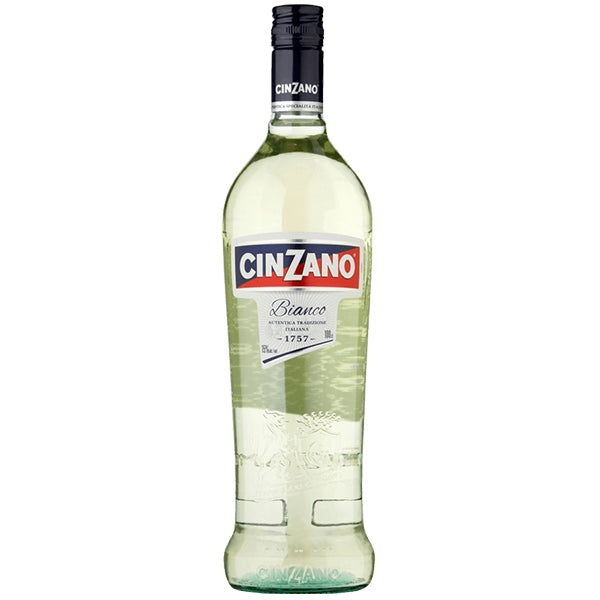 בקבוק צינזאנו ביאנקו 750 מ''ל אפריטיף/דיז'סטיף בצבע ירקרק בהיר עם תווית מותג קלאסית.