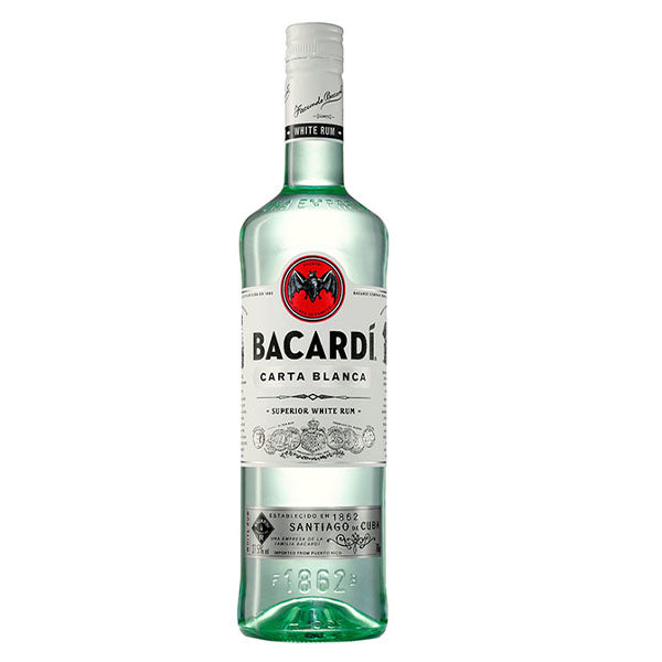 בקבוק בקרדי לבן 1 ליטר רום מובחר לאירועים וחתונות נוזל צלול ולוגו עטלף אדום|