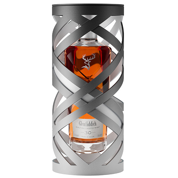 והיסקי גלנפידיך 30 שנה סדרת Time Series 700 מ''ל מונח במעטפת מעוצבת ארטיסטית