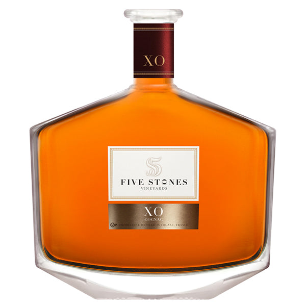 בקבוק קוניאק פייב סטונס XO 700 מ''ל עם עיצוב מודרני ואלגנטי