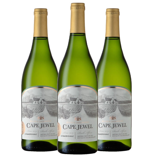 שלושה בקבוקי קייפ ג'ואל רזרב שרדונה 750 מ''ל במבצע יין לבן אלגנטי על רקע לבן