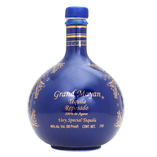 בקבוק טקילה גראנד מאיין רפוסאדו 1.750 ליטר בעיצוב יוקרתי
