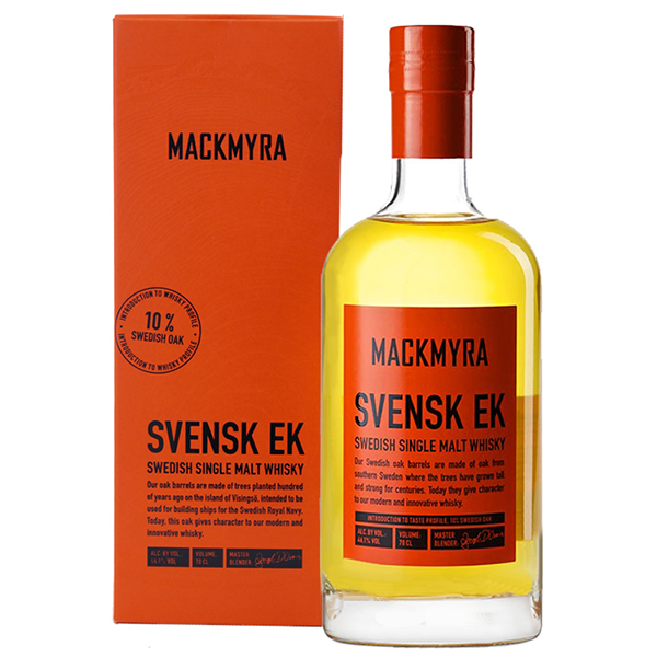 בקבוק ויסקי מאקמיירה 'Svensk Ek' 700 מ''ל עם תווית כתום קטן 